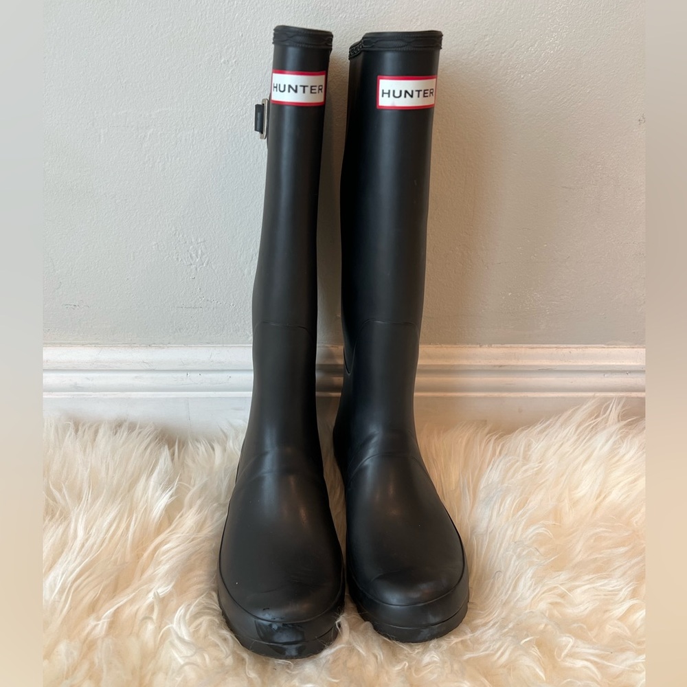 Hunter Rain Boots - Tall, Matte Black, W23499 Size 6M/7F